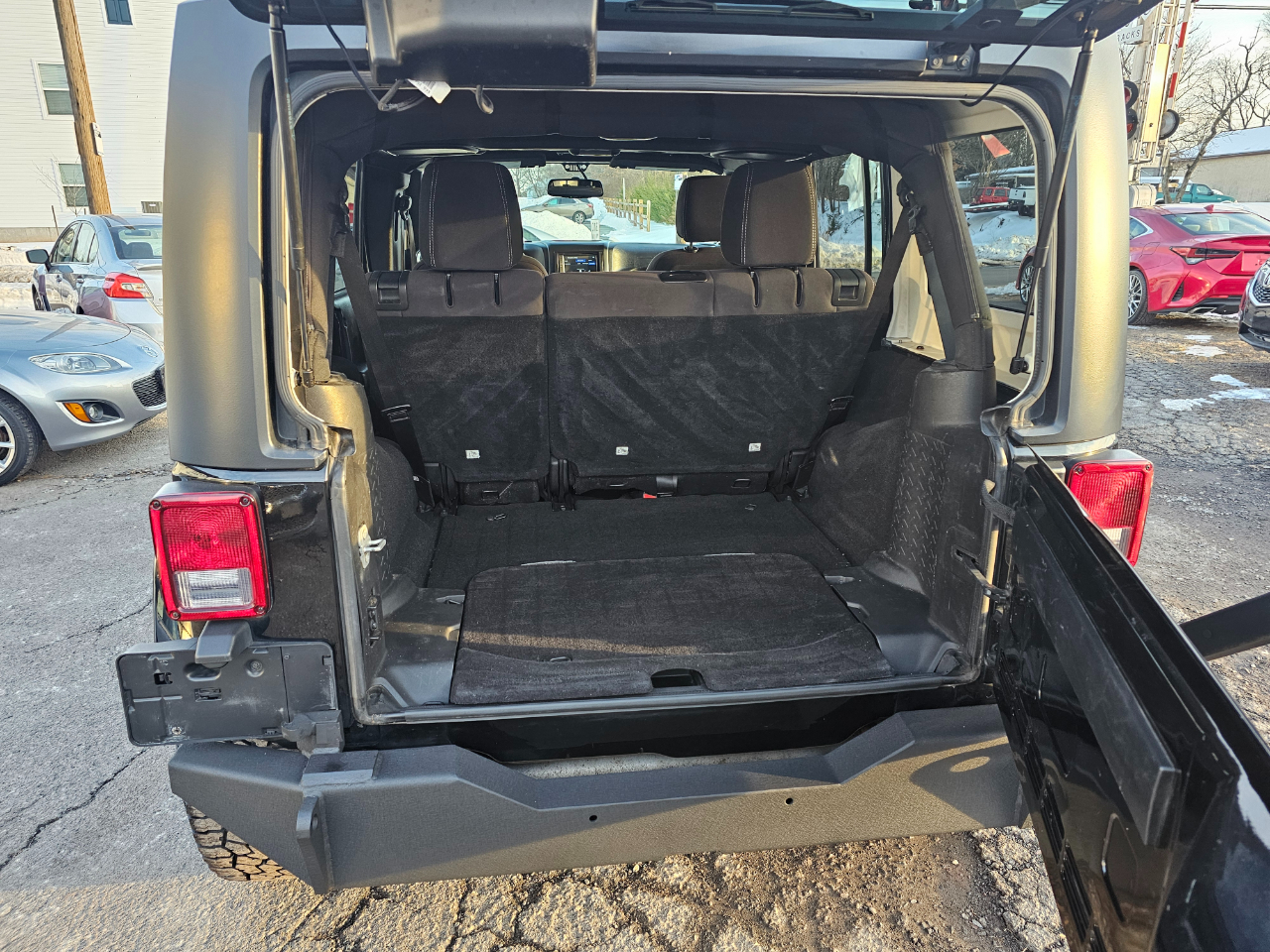 Jeep Wrangler Unlimited Sahara 4WD 2015