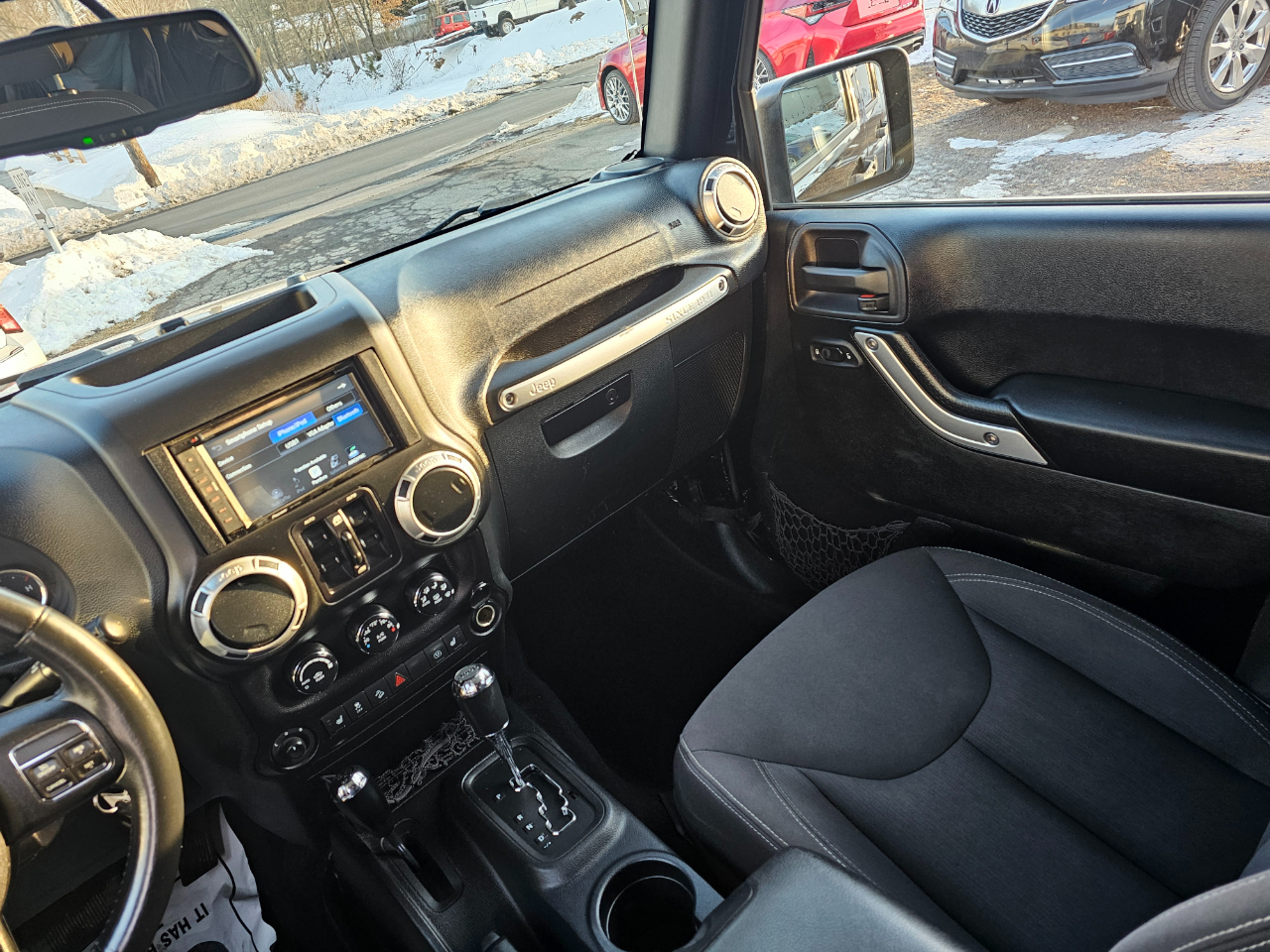 Jeep Wrangler Unlimited Sahara 4WD 2015