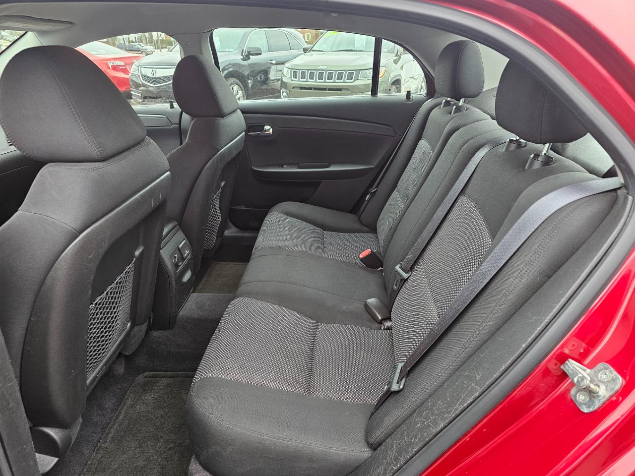 Chevrolet Malibu 1LT 2012