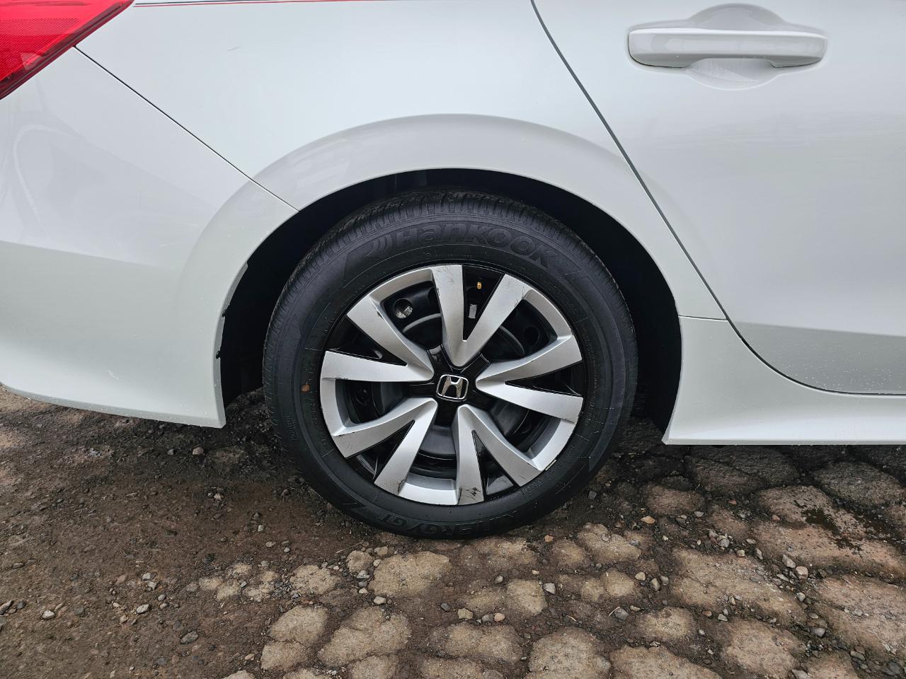 Honda Civic LX Sedan CVT 2022