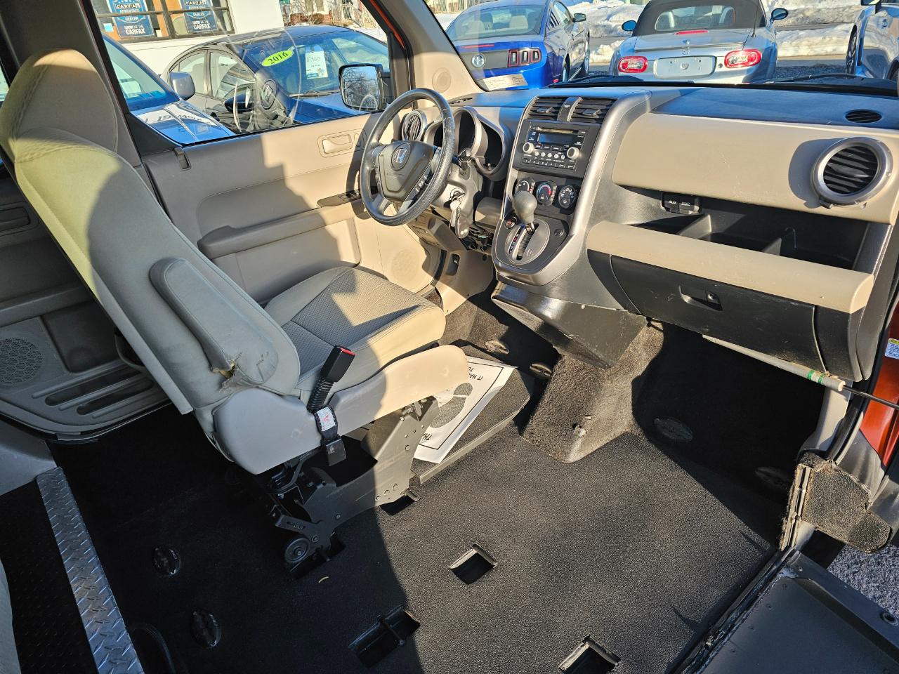 Honda Element EX 2WD AT 2011