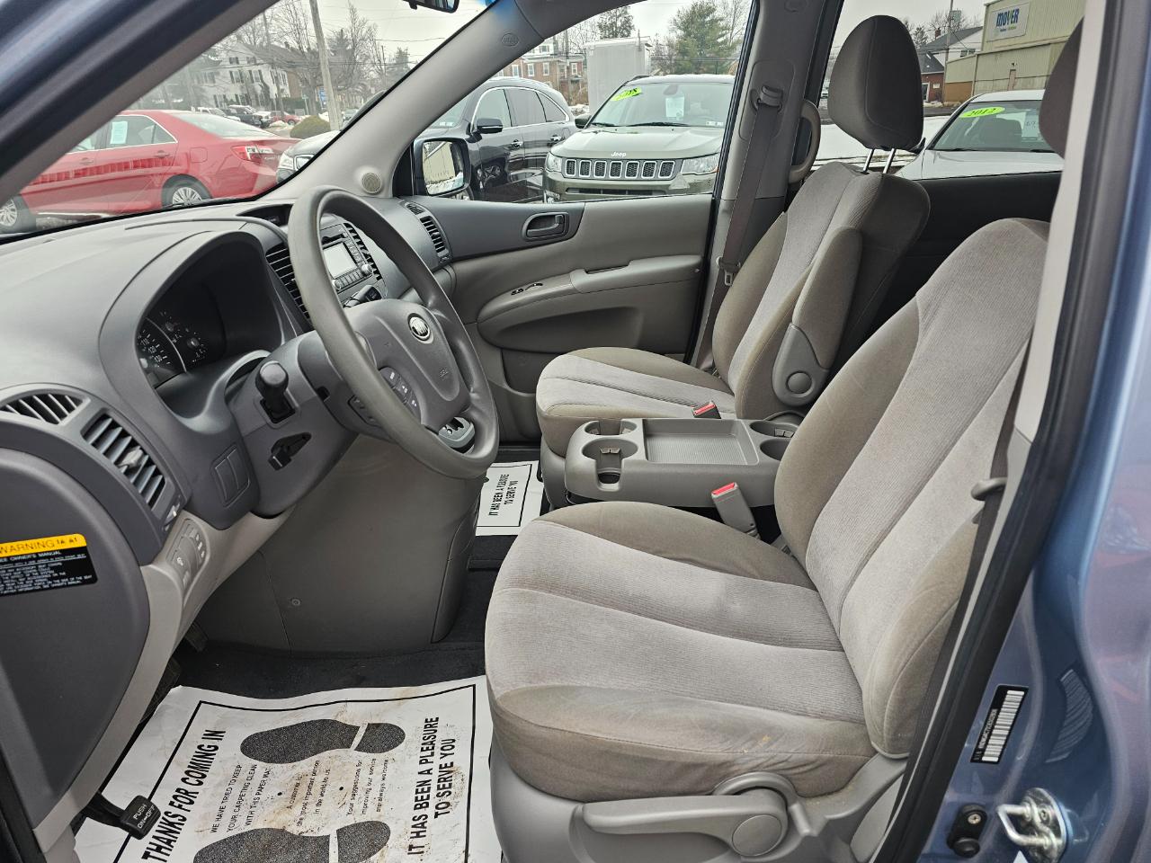 Kia Sedona LX LWB 2012