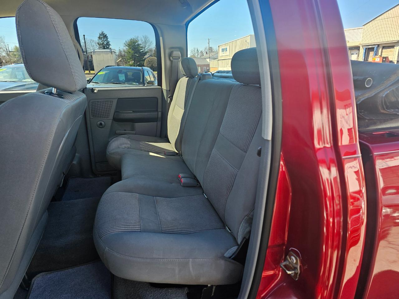 Dodge Ram 1500 SLT Quad Cab 4WD 2006