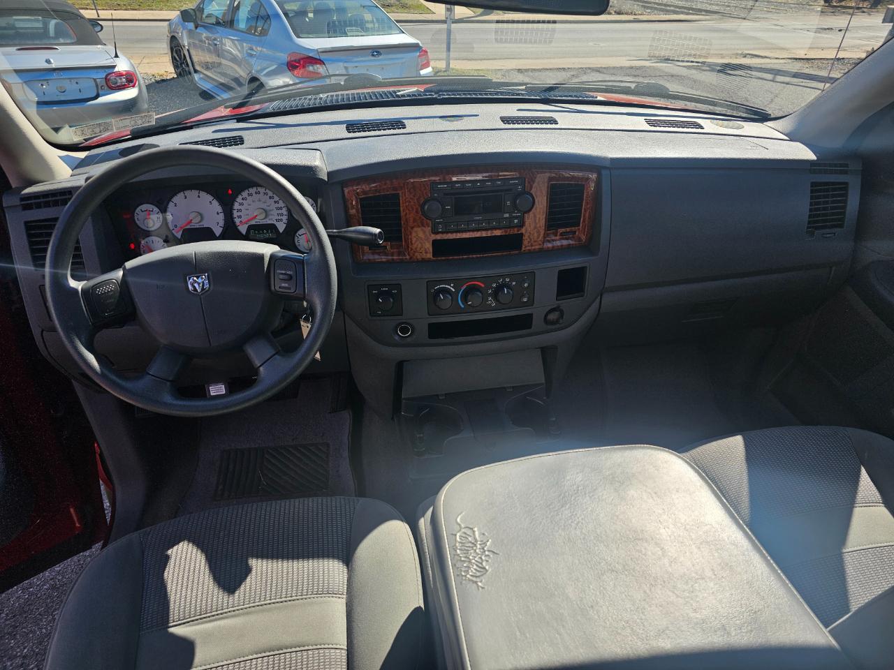 Dodge Ram 1500 SLT Quad Cab 4WD 2006