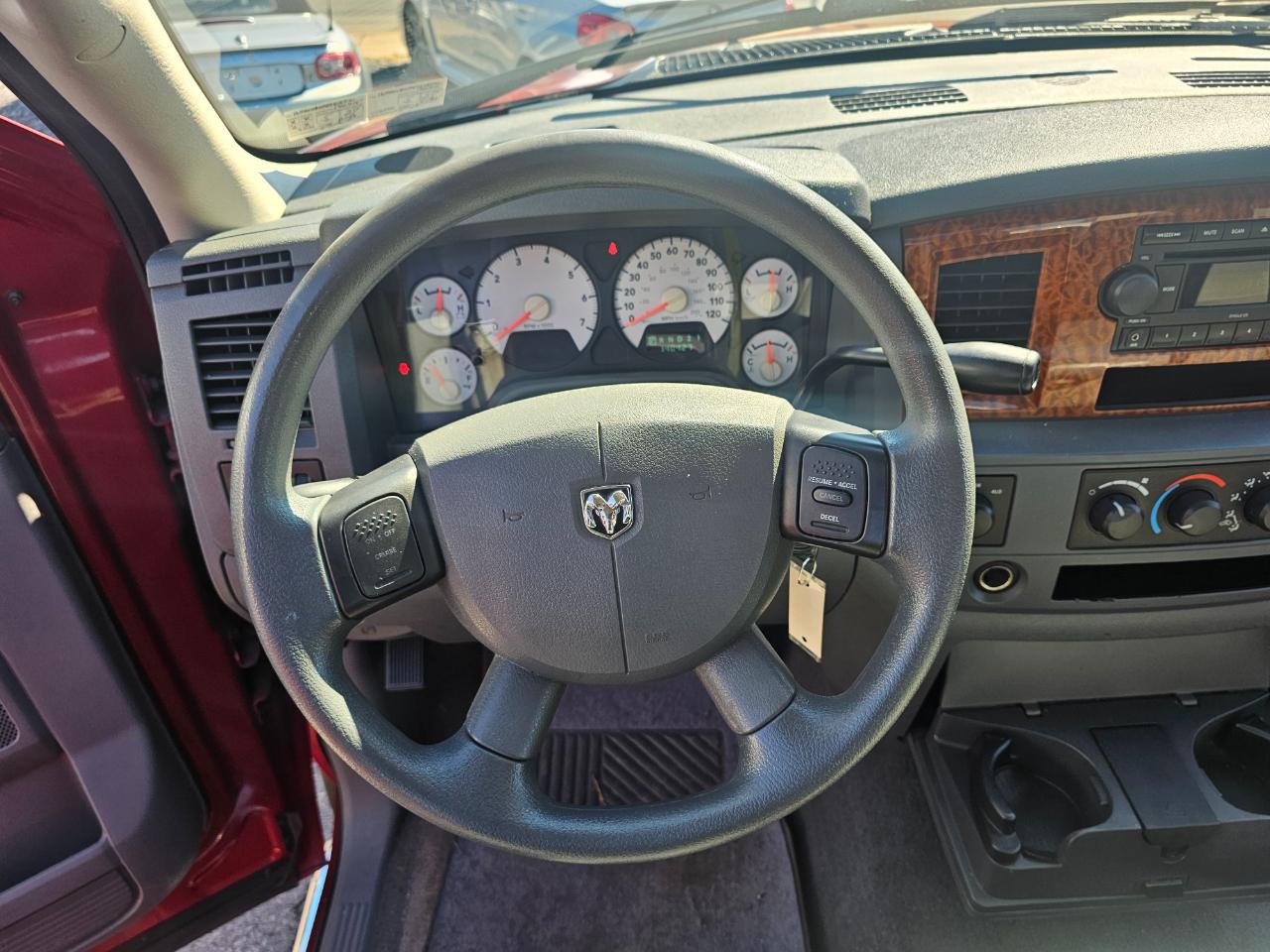 Dodge Ram 1500 SLT Quad Cab 4WD 2006