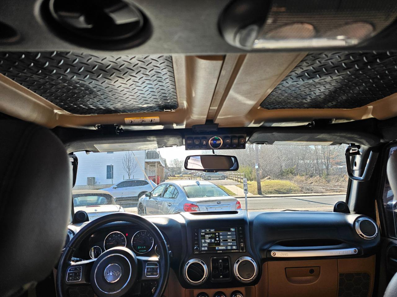 Jeep Wrangler Unlimited Sahara 4WD 2014