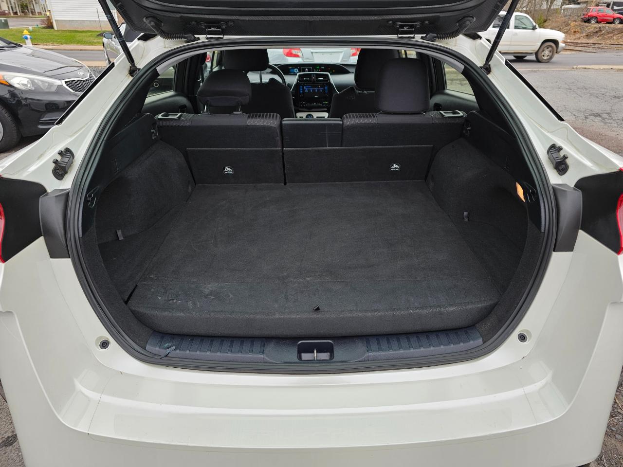 Toyota Prius Prime Plus 2018