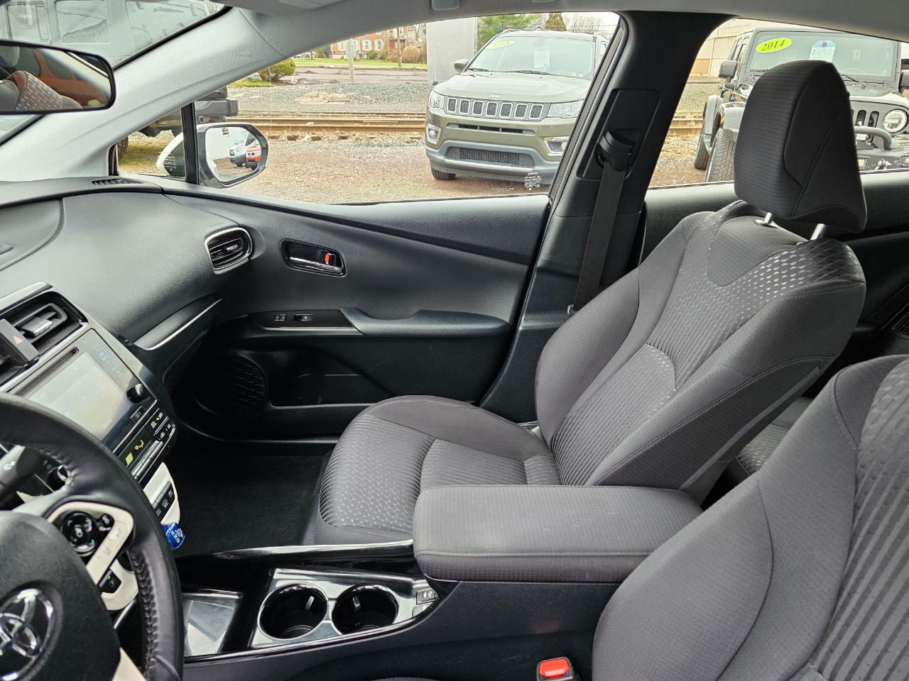 Toyota Prius Prime Plus 2018