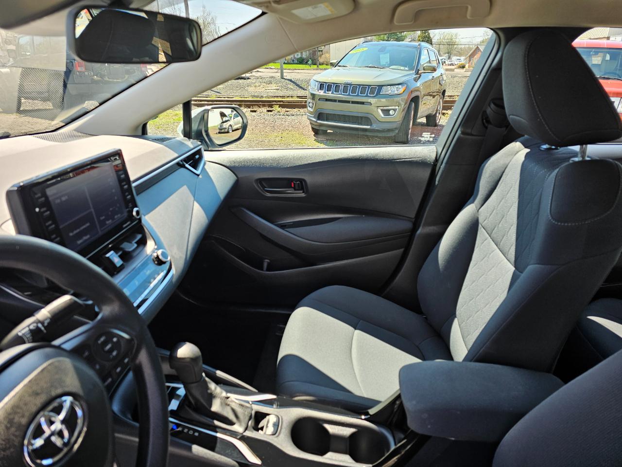 Toyota Corolla LE 2022