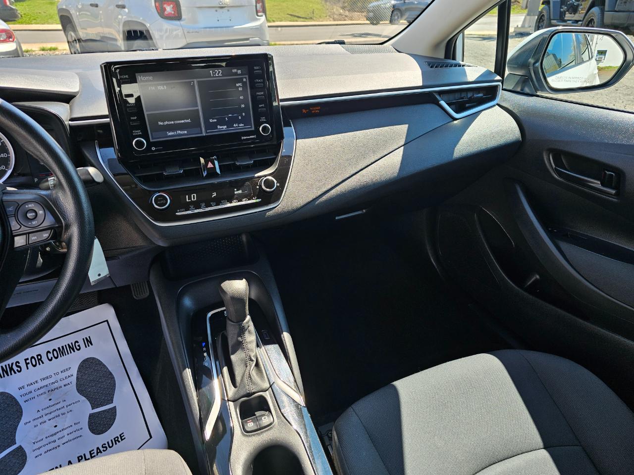 Toyota Corolla LE 2022