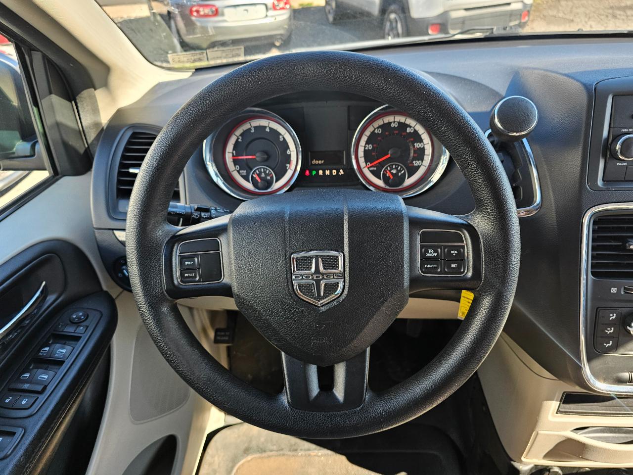 Dodge Grand Caravan SE 2016