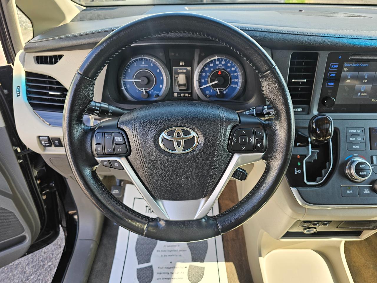 Toyota Sienna XLE FWD 8-Passenger V6 2016