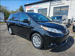 2016 Toyota Sienna 