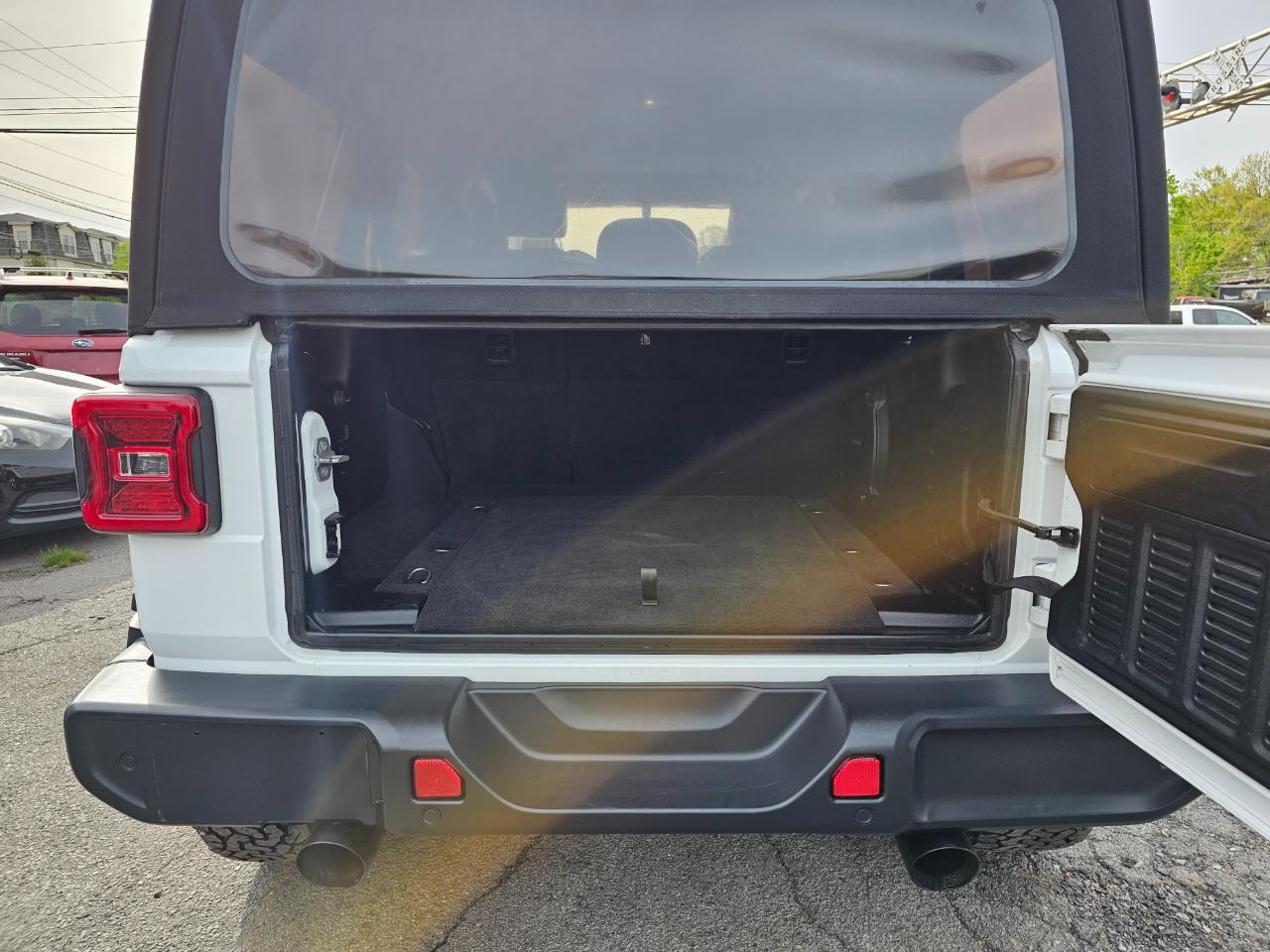 Jeep Wrangler Unlimited Sahara 2018