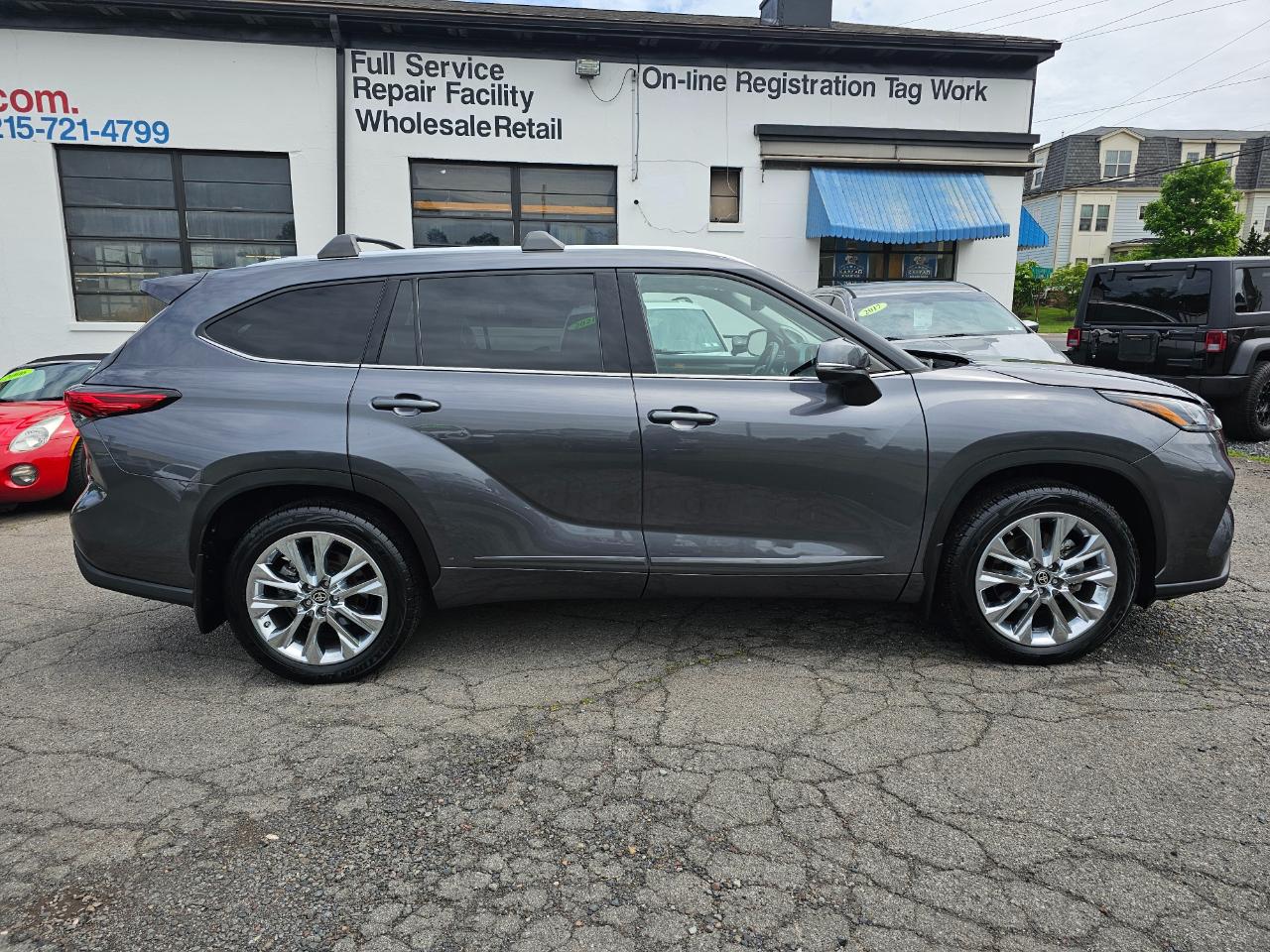 Toyota Highlander Limited AWD V6 2020