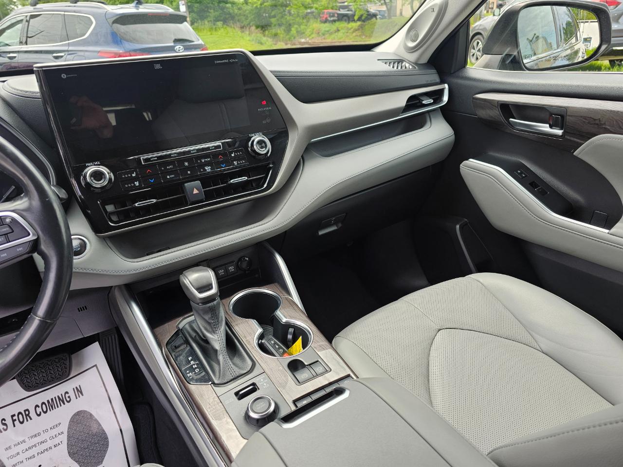 Toyota Highlander Limited AWD V6 2020