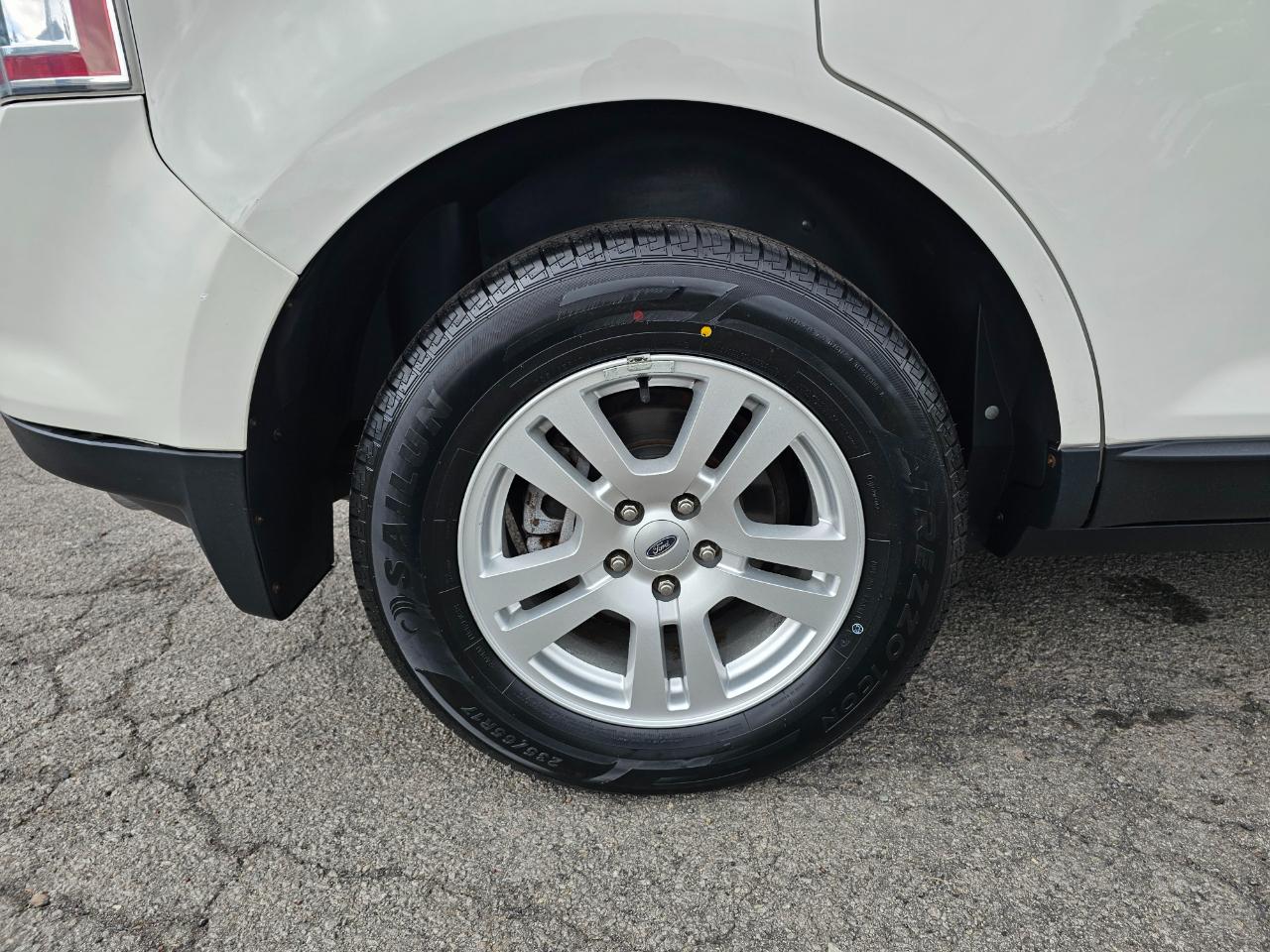 Ford Edge SE FWD 2010