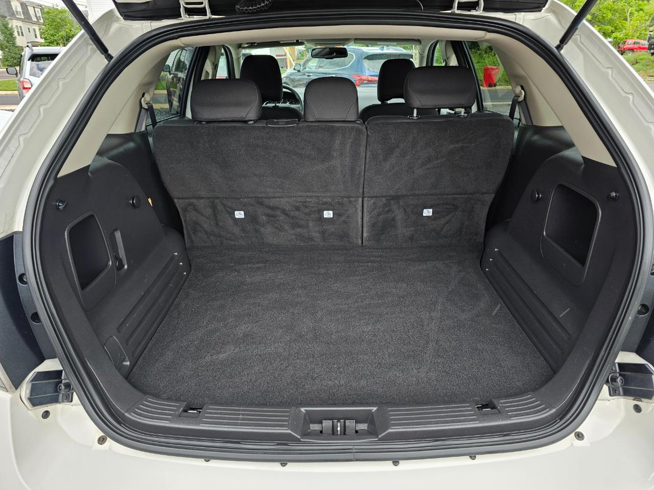 Ford Edge SE FWD 2010