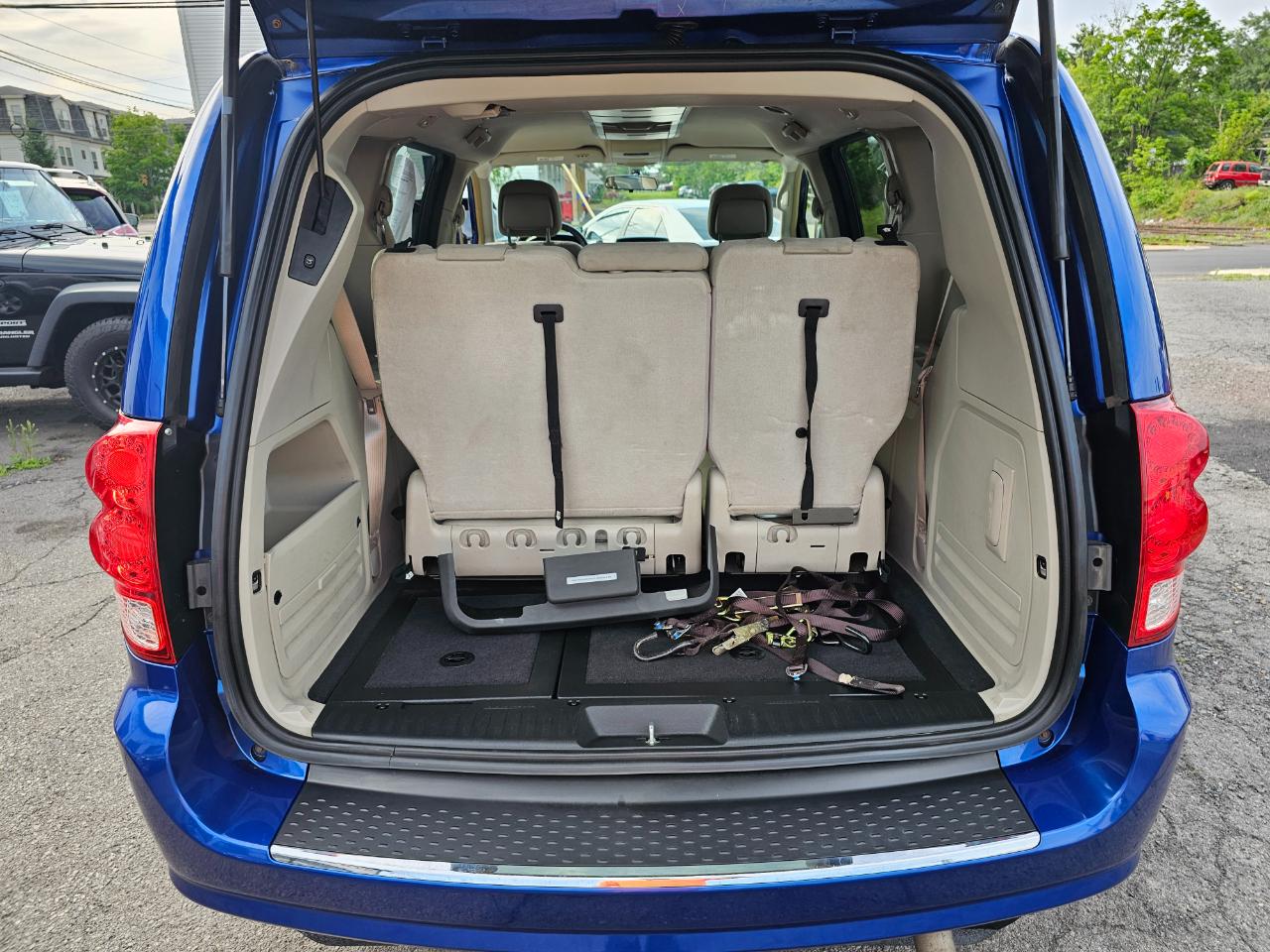 Dodge Grand Caravan Crew 2013