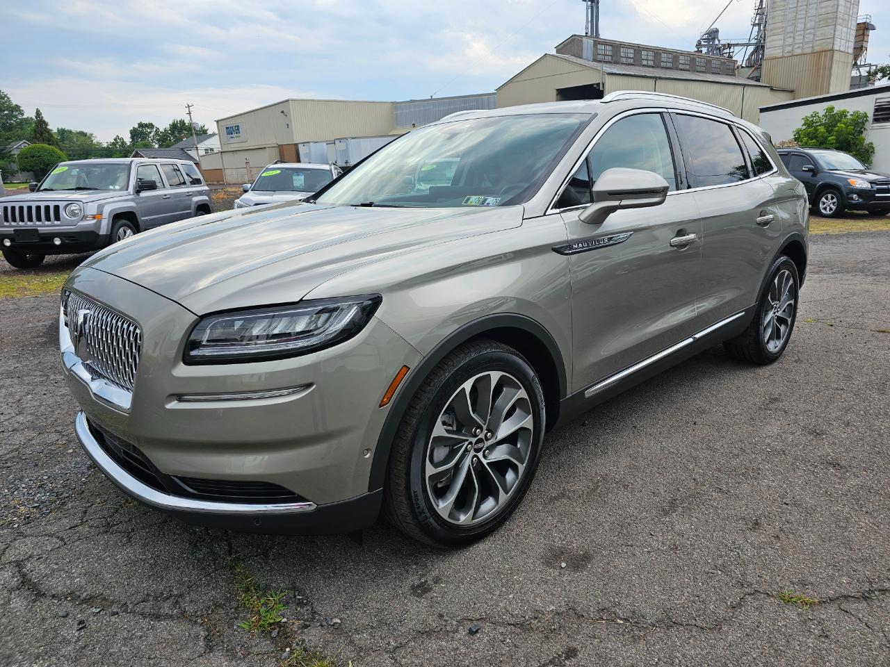 Lincoln Nautilus Reserve AWD 2023