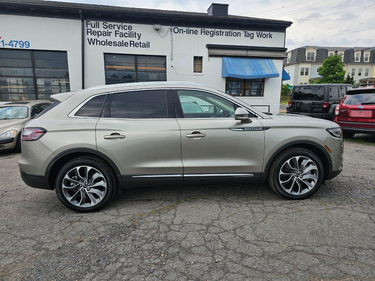Lincoln Nautilus Reserve AWD 2023
