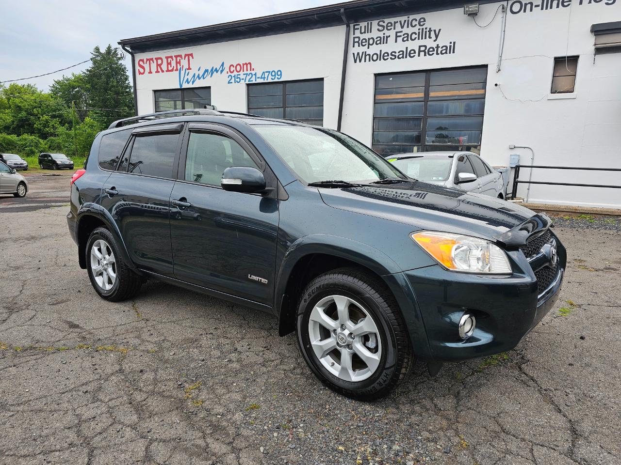 Toyota RAV4 Limited V6 4WD 2011