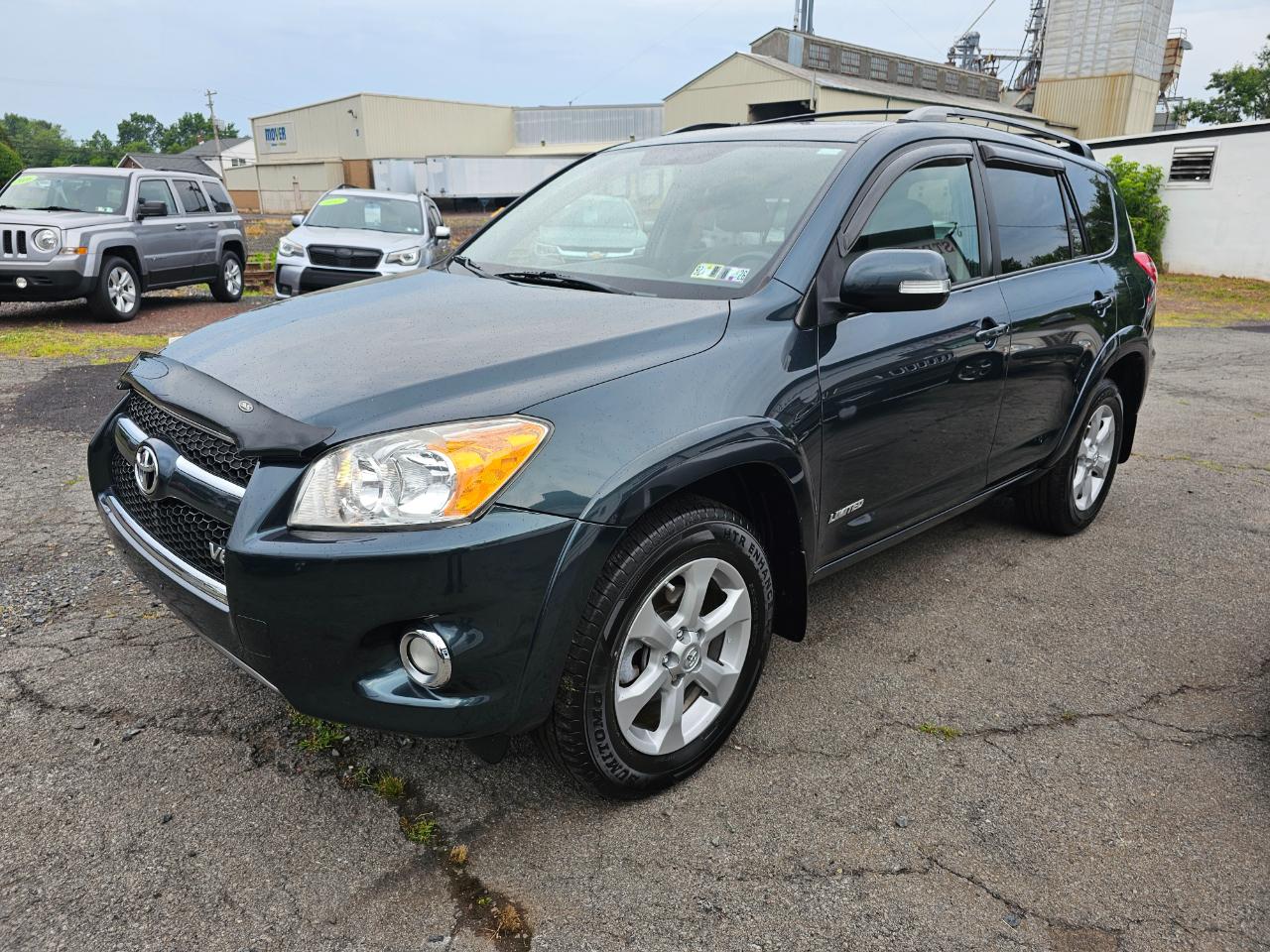 Toyota RAV4 Limited V6 4WD 2011