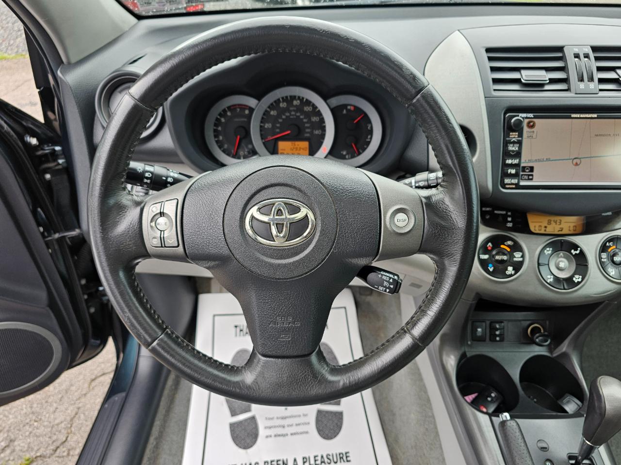 Toyota RAV4 Limited V6 4WD 2011