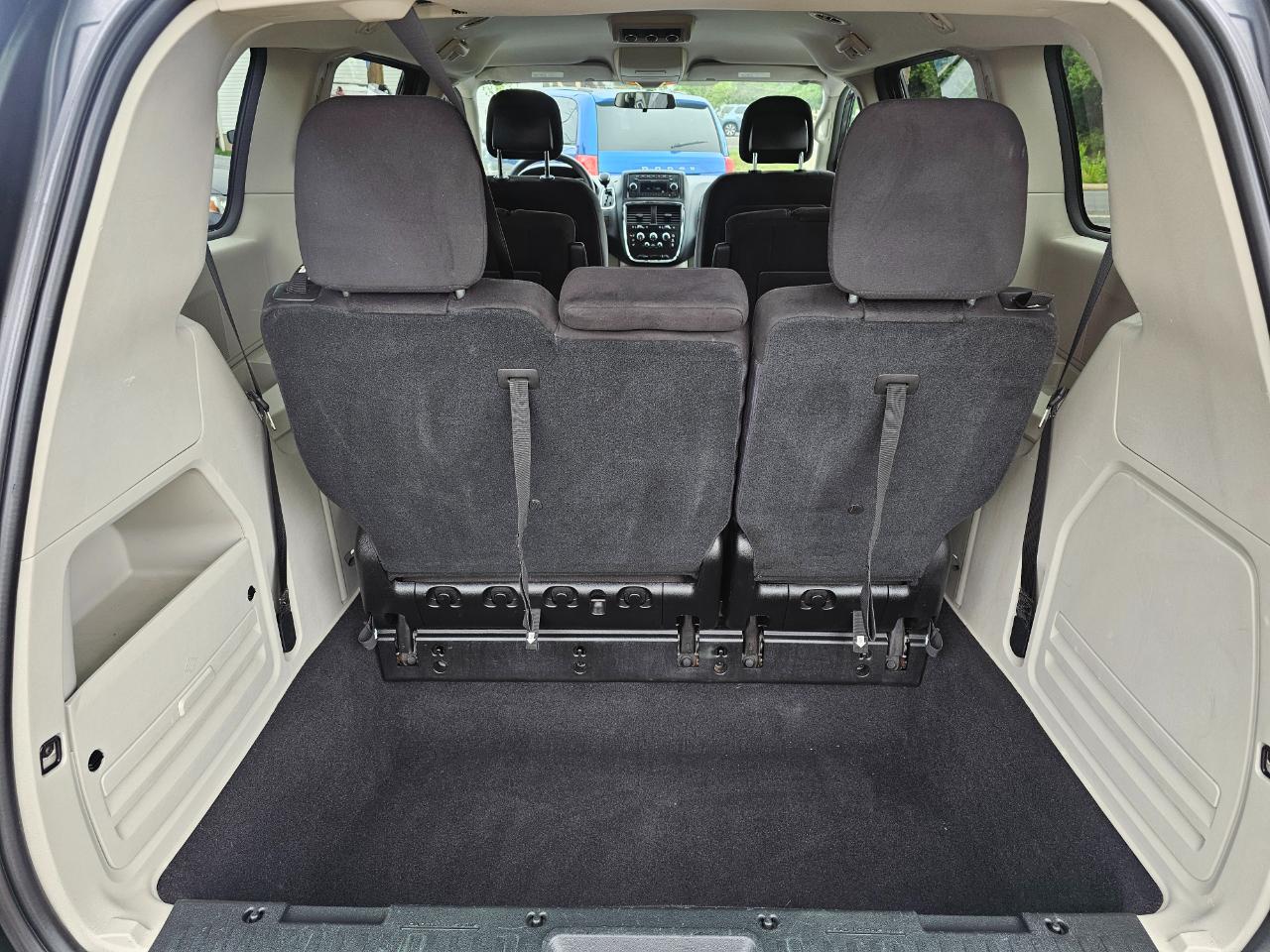 Dodge Grand Caravan Express 2011