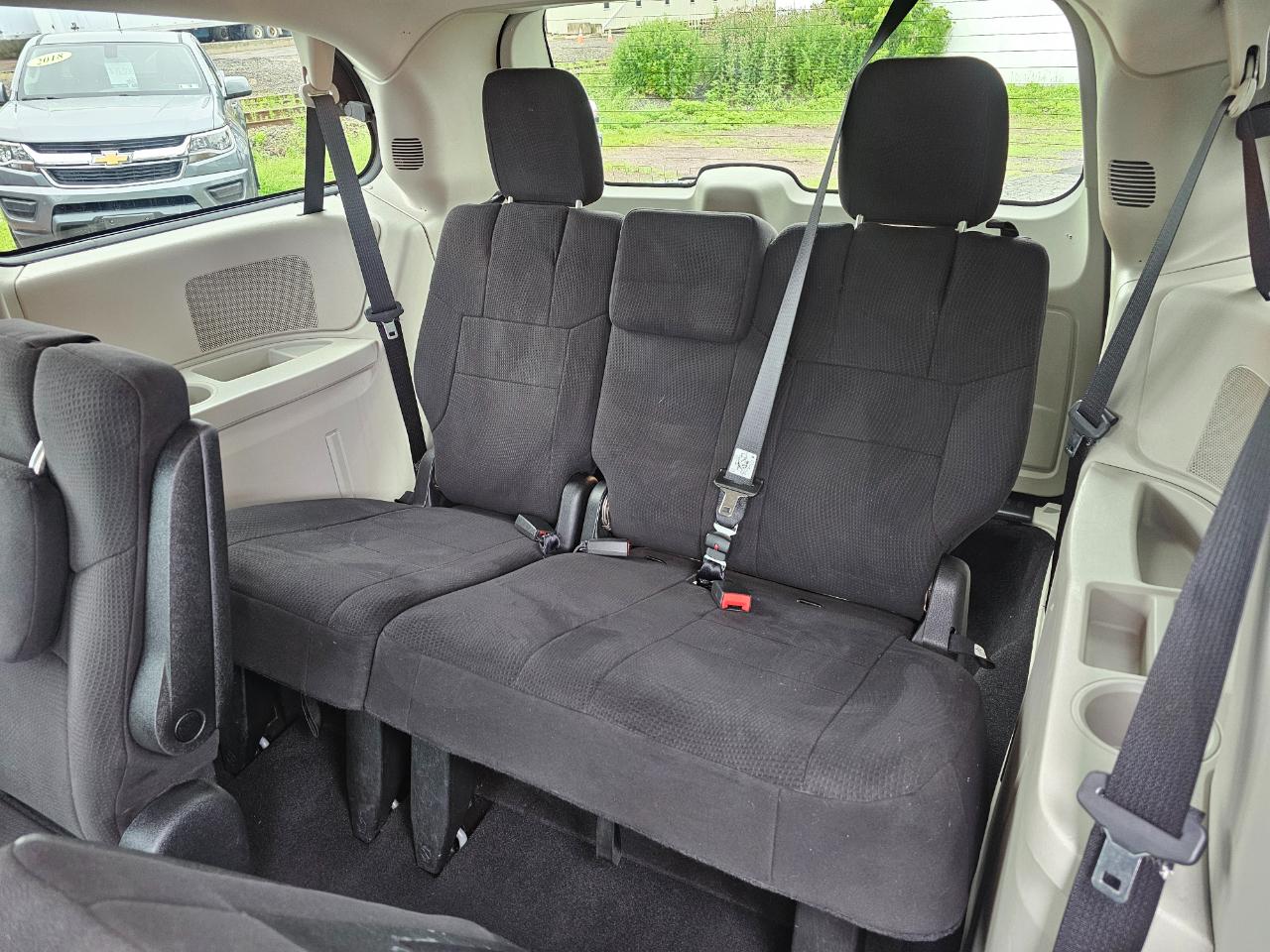 Dodge Grand Caravan Express 2011