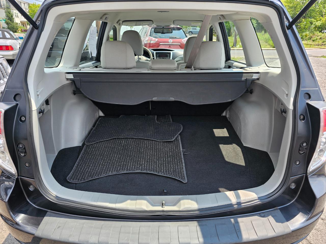 Subaru Forester 2.5X 2012