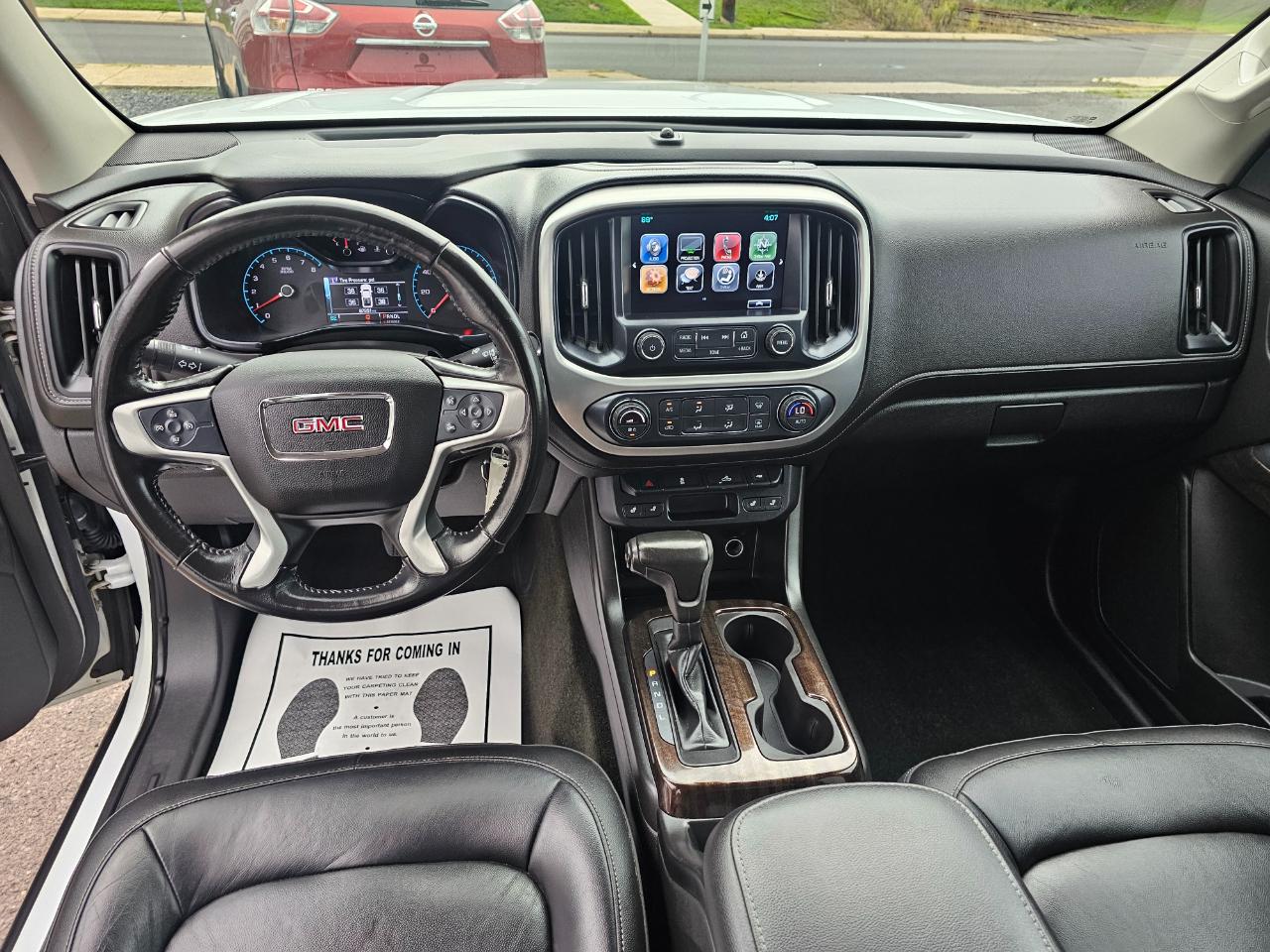 GMC Canyon SLT Crew Cab 4WD Short Box 2017