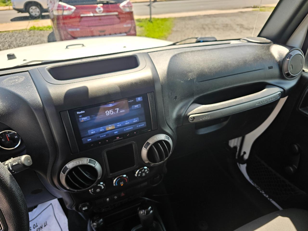 Jeep Wrangler Sport 4WD 2017