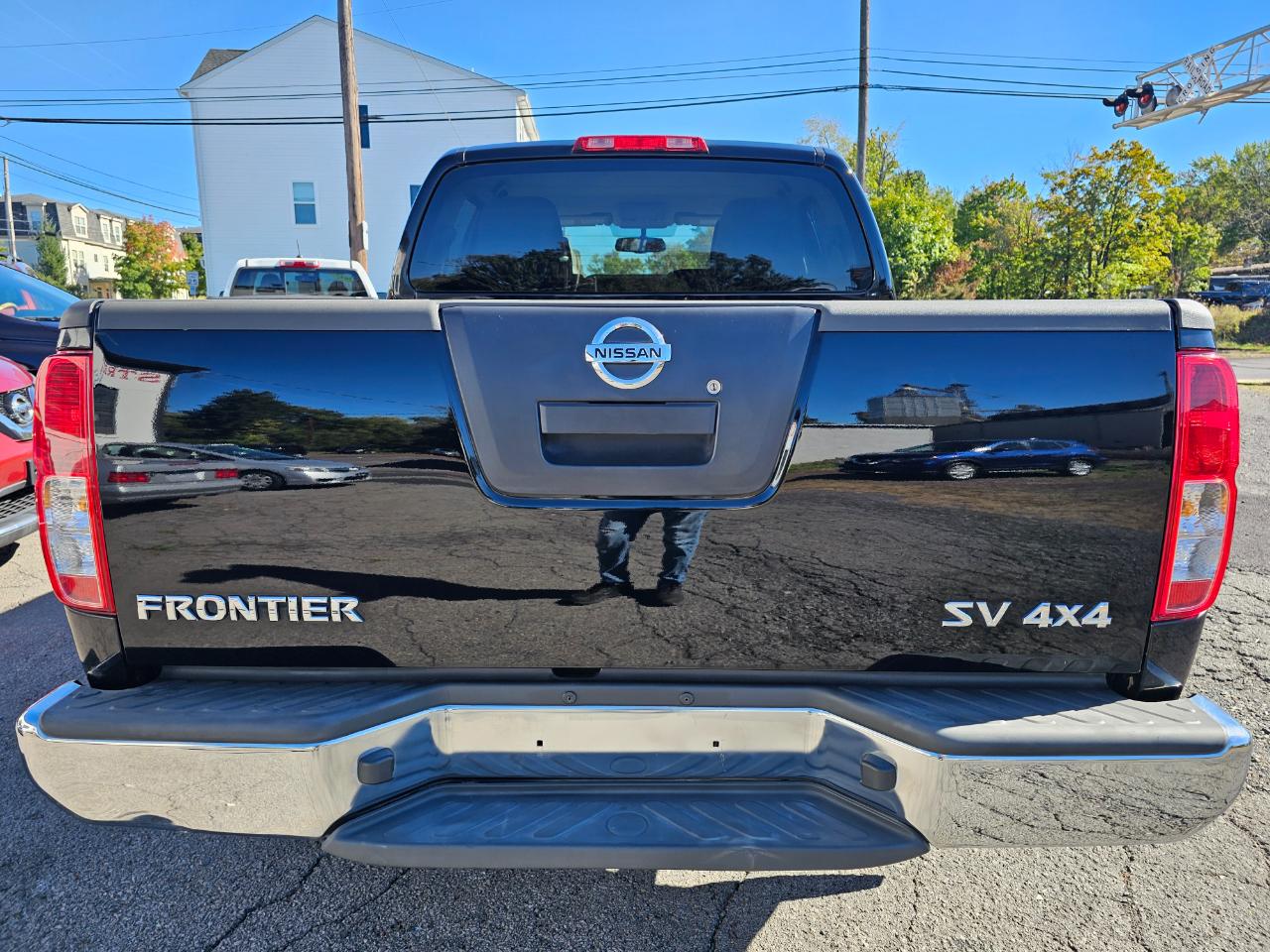 Nissan Frontier SL Crew Cab 4WD 2012