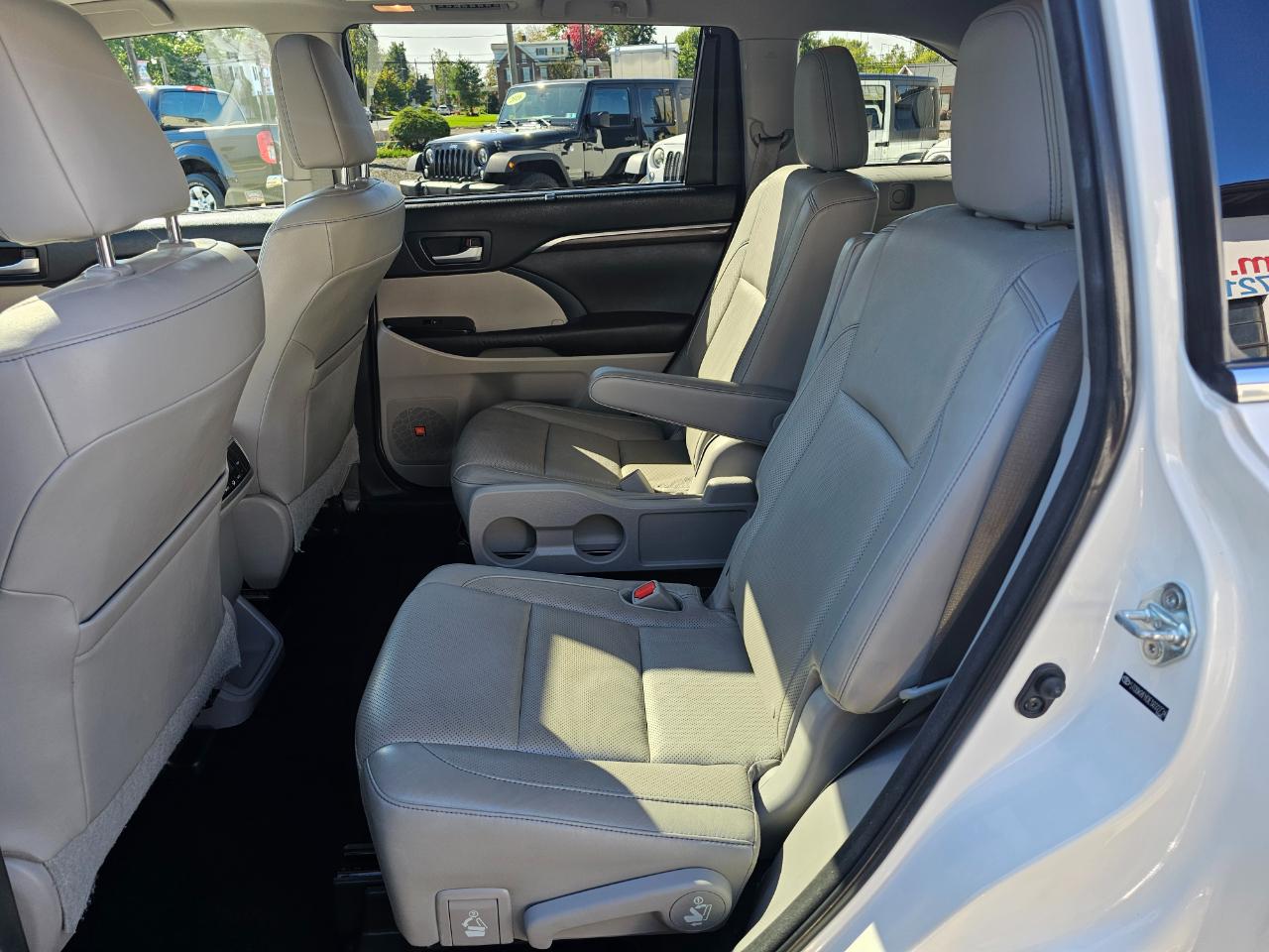 Toyota Highlander Limited AWD V6 2014