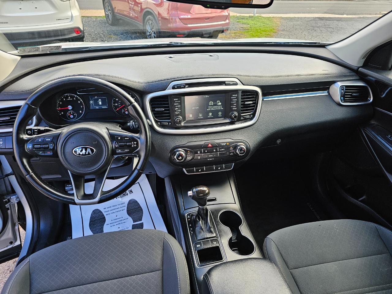 Kia Sorento L 2WD 2017