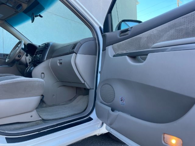 Toyota Sienna  2010 Toyota Sienna  2010