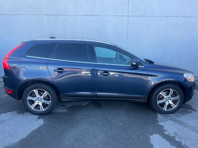 Volvo XC60  2013 Volvo XC60  2013