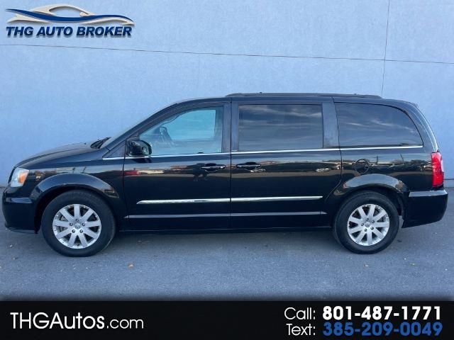 2014 Chrysler Town & Country Touring