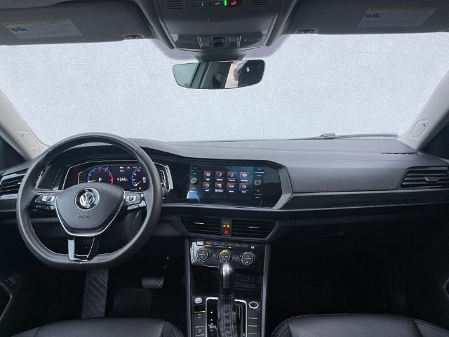 Volkswagen Jetta  2021