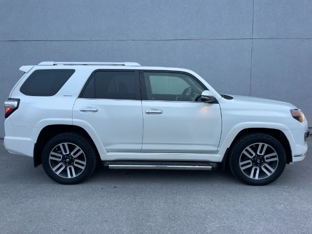 Toyota 4Runner  2017