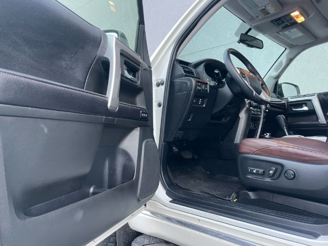 Toyota 4Runner  2017