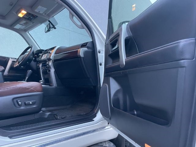 Toyota 4Runner  2017