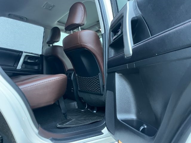 Toyota 4Runner  2017