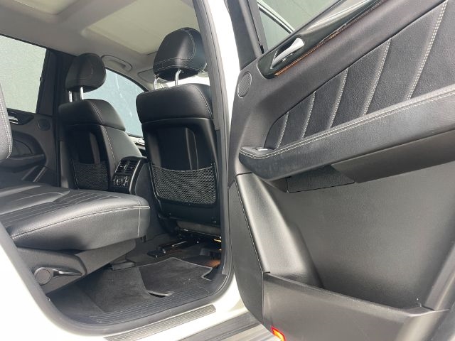 Mercedes-Benz GL  2016