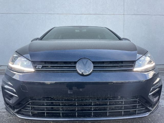 Volkswagen Golf R  2018