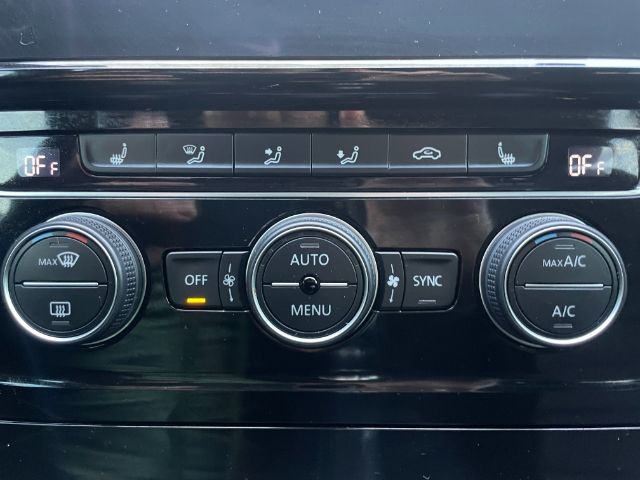 Volkswagen Golf R  2018