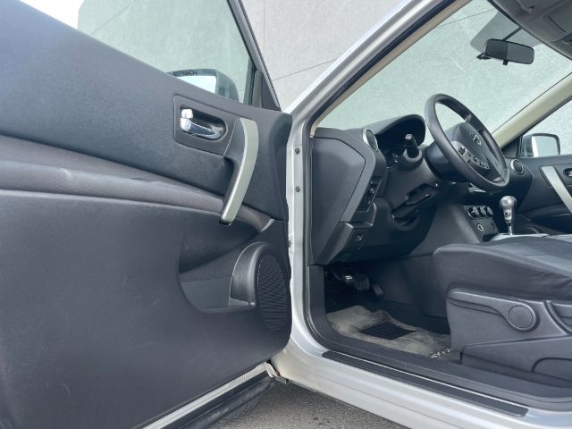 Nissan Rogue Select  2015