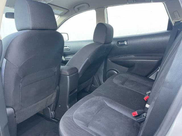 Nissan Rogue Select  2015