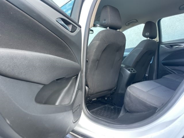 Buick Regal TourX  2019